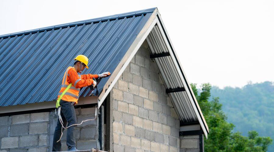 Professional gutter cleaning in High Springs, FL
